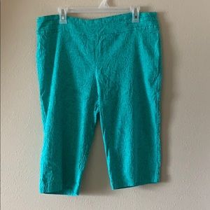 Women’s Capris